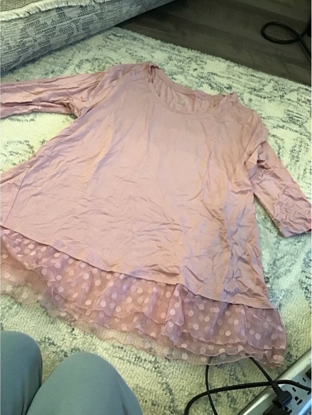 Logo layers top, large petite, lace, Lori Goldstein, mesh hem, 3/4 sleeve